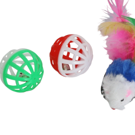 Pelotas y Ratón con Plumas